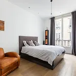 Charme Parisien Pres De L\'Arc De Triomphe - 183 M²
