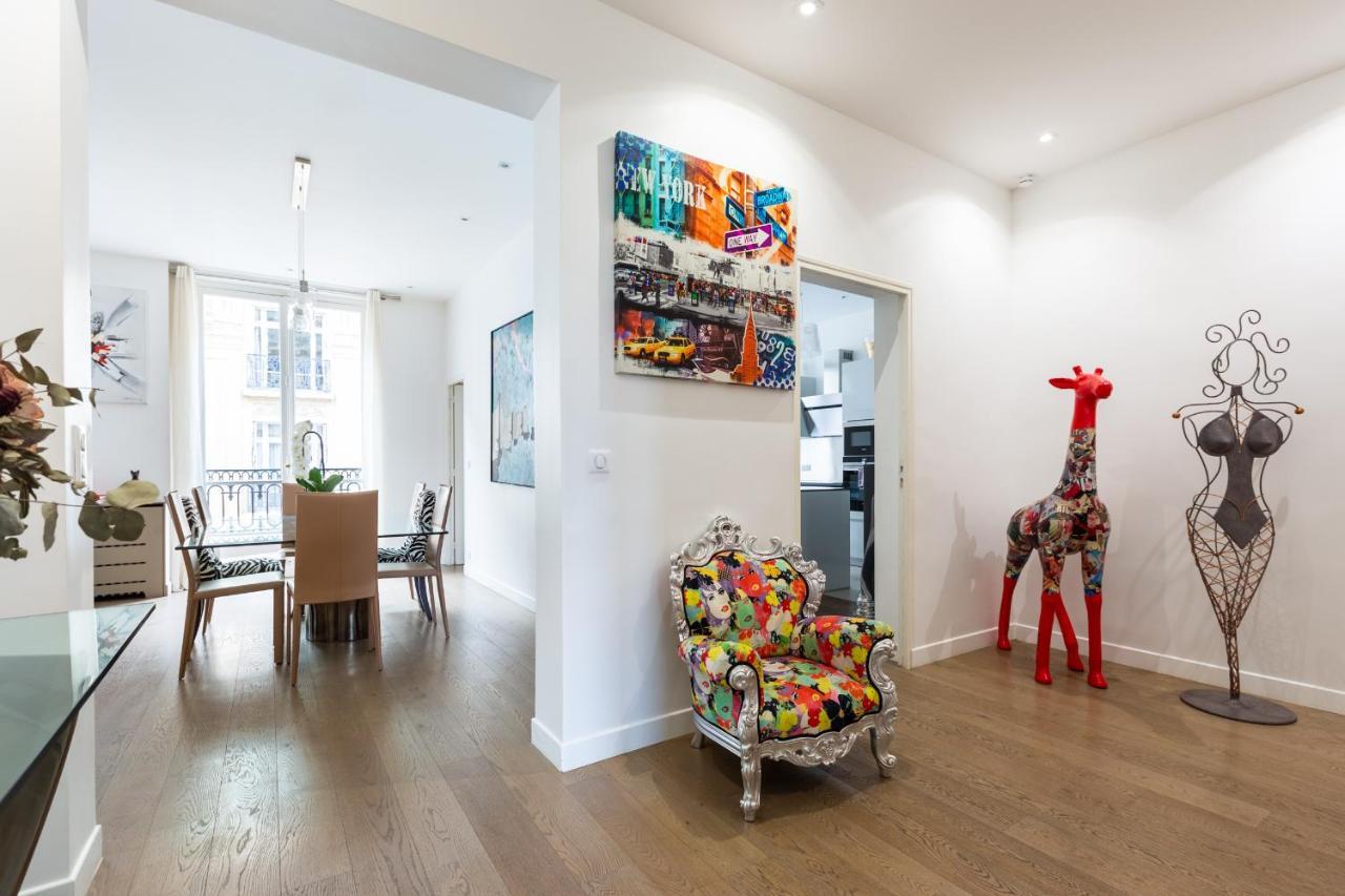 Apartment Charme Parisien Pres De L'arc De Triomphe - 183 M²